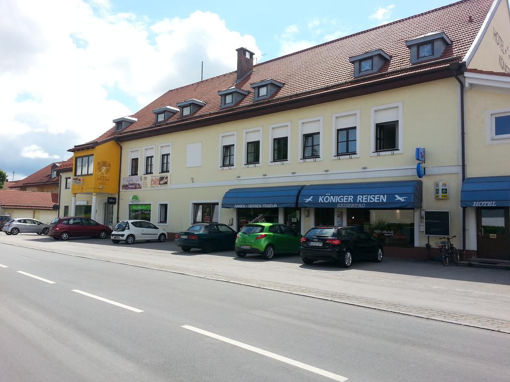 Hotel Koeniger Pliening Extérieur photo