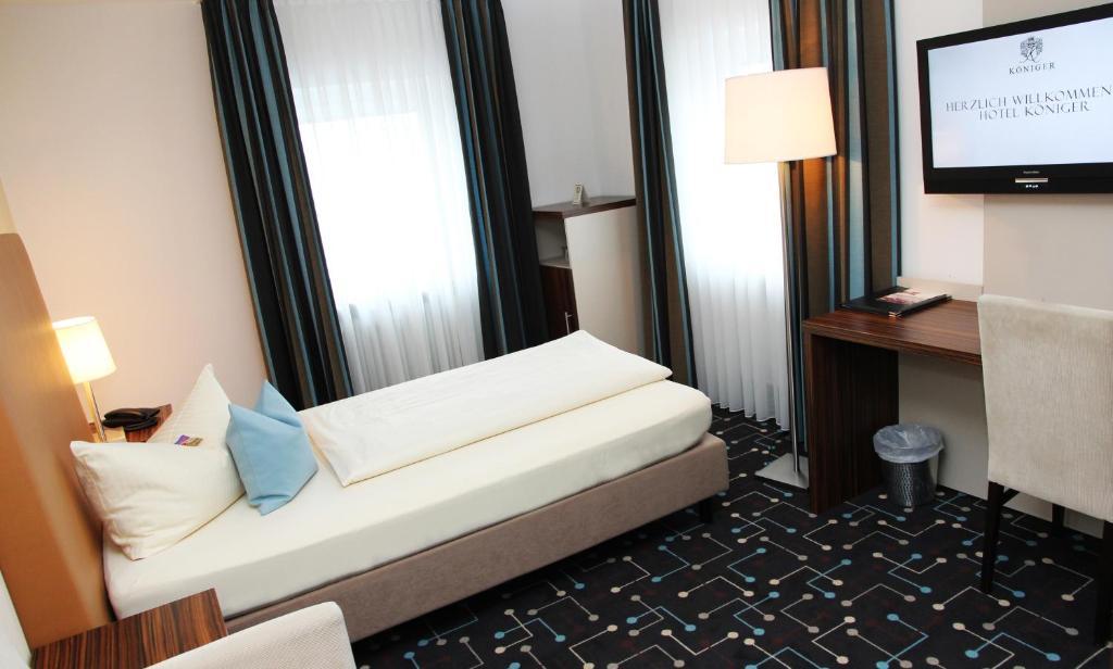 Hotel Koeniger Pliening Extérieur photo