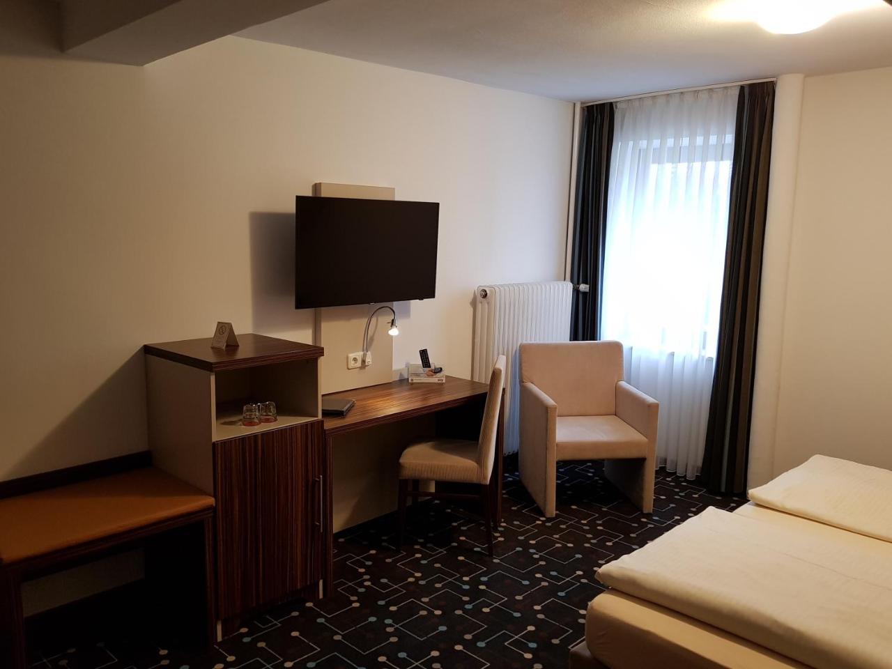Hotel Koeniger Pliening Extérieur photo