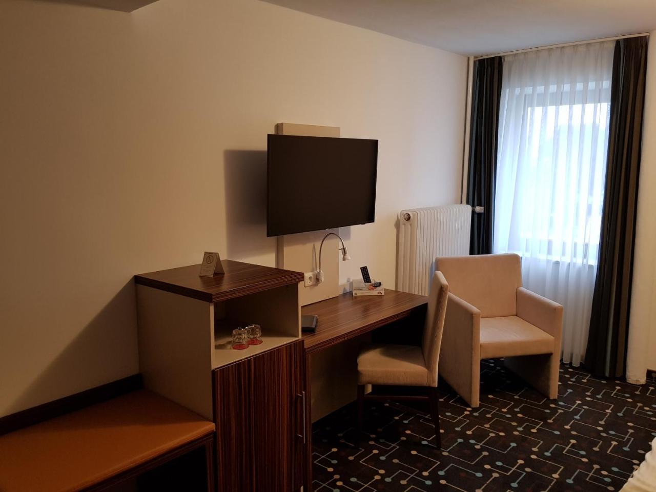 Hotel Koeniger Pliening Extérieur photo